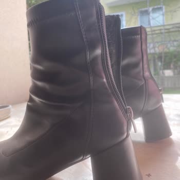 Aynı Botta Tekrarlanan Topuk Kayması Düşme Tehlikesi Yaratıyor