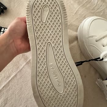 Yanlış Renkli Ve Kullanılmış Ayakkabı Gönderimi, İade Sürecindeki Sorunlar