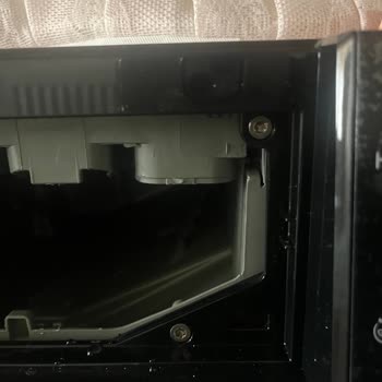 Arçelik 12140 Mx Çamaşır Makinesinde Kullanılmış Görünen Defekt Ve Elektrik Şoku Riski