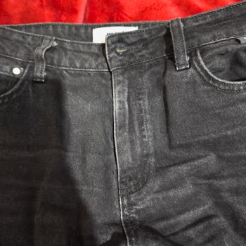 Mavi Pantolonlarda Hızlı Deformasyon Ve Destek Eksikliği