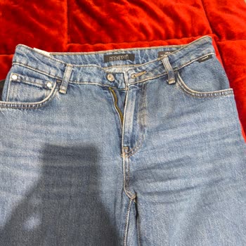 Mavi Pantolonlarda Hızlı Deformasyon Ve Destek Eksikliği