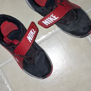 Nike Basketbol Ayakkabısının Bağlantı Sorunu Ve Garanti Tutarsızlığı