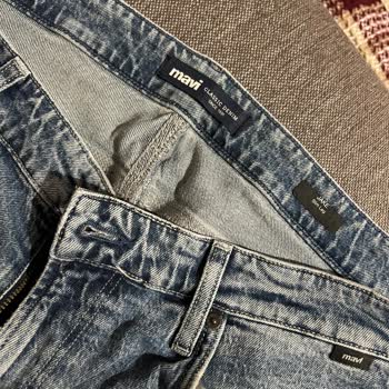 Az Kullanımda Yırtılan Jean Pantolonun İadesi