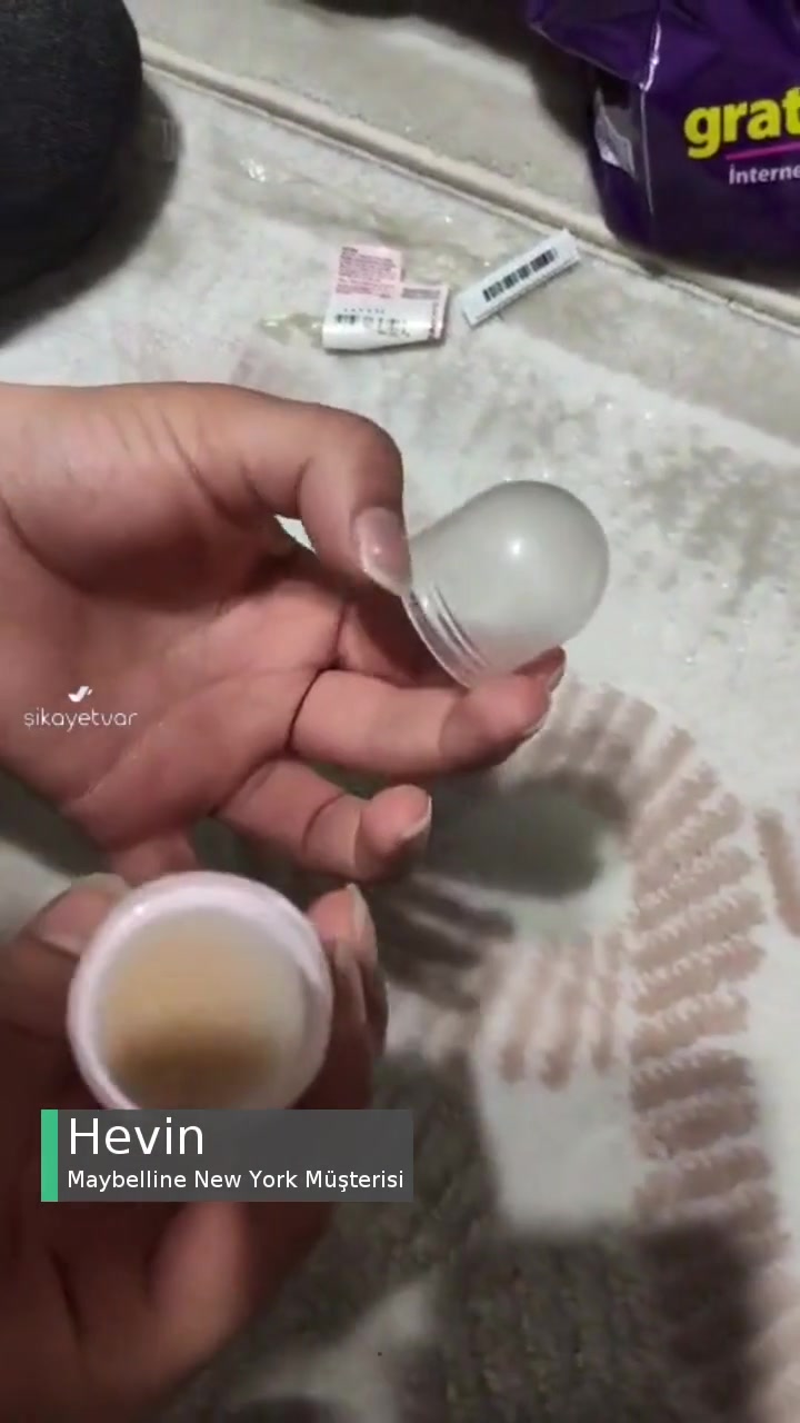 Maybelline New York Fondöten Diye Aldığım Ürünün İçinden Su Çıktı! videonun kapak resmi