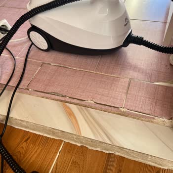 Su Sızdıran Ve Aşırı Isıtan Defolu Buhar Makinesi İçin Değişim Ya Da İade Talebi