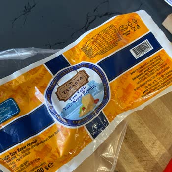 Kaşar Peynirinde Taş Parçası: Sağlık Ve Güvenlik Açısından Acil Dikkat Gerekiyor