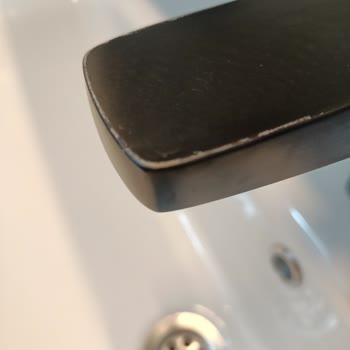 Vitra Lavabo Bataryasında Boya Ayrılma Ve Garantiden Reddetme