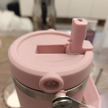 Kırılan Kapak Ve Sızıntı Yapan Touch Me Termosun Değişim Talebi