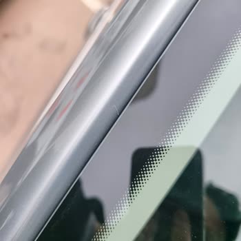 Renault Yetkili Servisin Cam Değişiminde Oluşturduğu Çoklu Hasarlar Ve Haksız Dosya Kapatılması