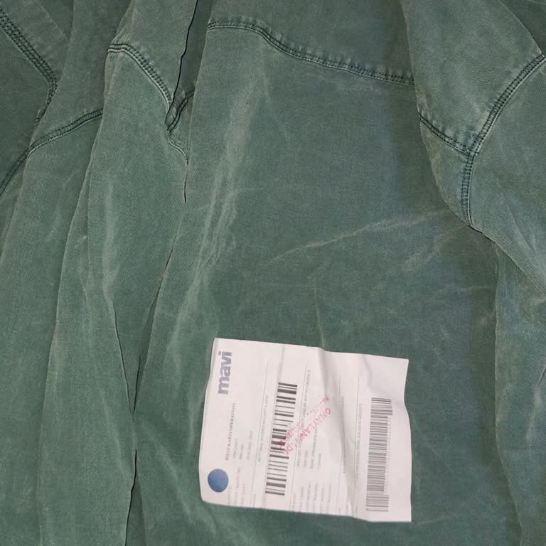 Yıkama Talimatına Uygun Yıkanan Gömlekte Renk Solması Ve Mağazanın Olumsuz Yanıtı