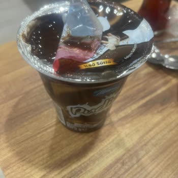 Son Kullanma Tarihi Geçmemiş Pudingin Ekşi Kokusu Ve Para İadesi Talebi