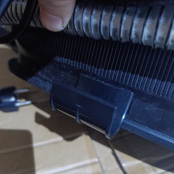 Halı Yıkama Makinem Su Çekmiyor Ve Serviste Kırık Parçalarla Geri Döndü