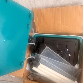 Altın Kuluçka Kuluçka Makinesi Çıkım Vermiyor, Su Sızdırıyor Ve Satıcı Sorunu Reddetti