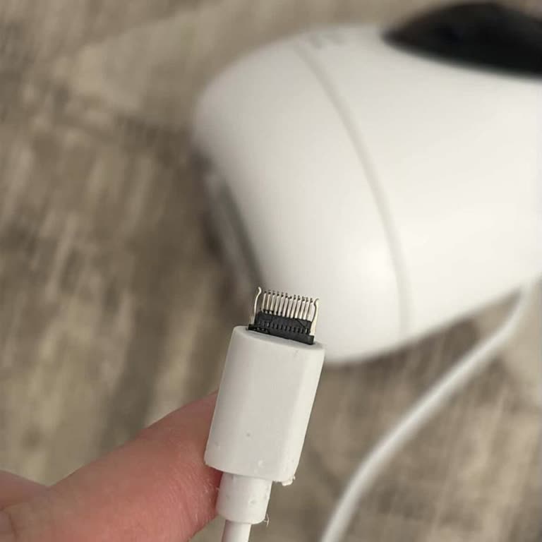 Xenonsmart Kamerada Kablo Sıkışması Ve Garantiden Reddetme