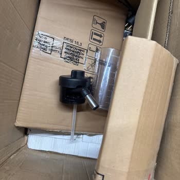 Garanti Kapsamındaki Delonghi Kahve Makinesinin Serviste Hasar Görerek Geri Dönüşü