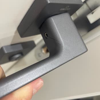 Kapı Kolu Kısa Sürede Çatladı Ücretsiz Değişim İstiyorum