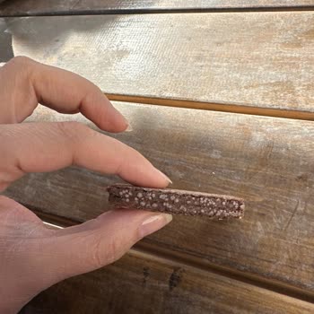 Son Kullanma Tarihi Geçmiş Ve Küflü Gofret Satışı