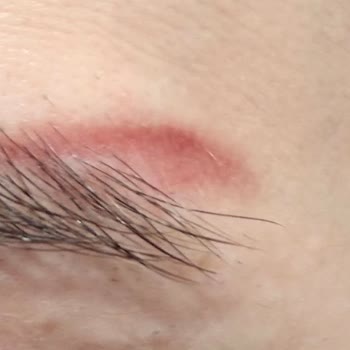 Deluxe Vip Güzellik Merkezi Kaşlarımı Mahvettiler