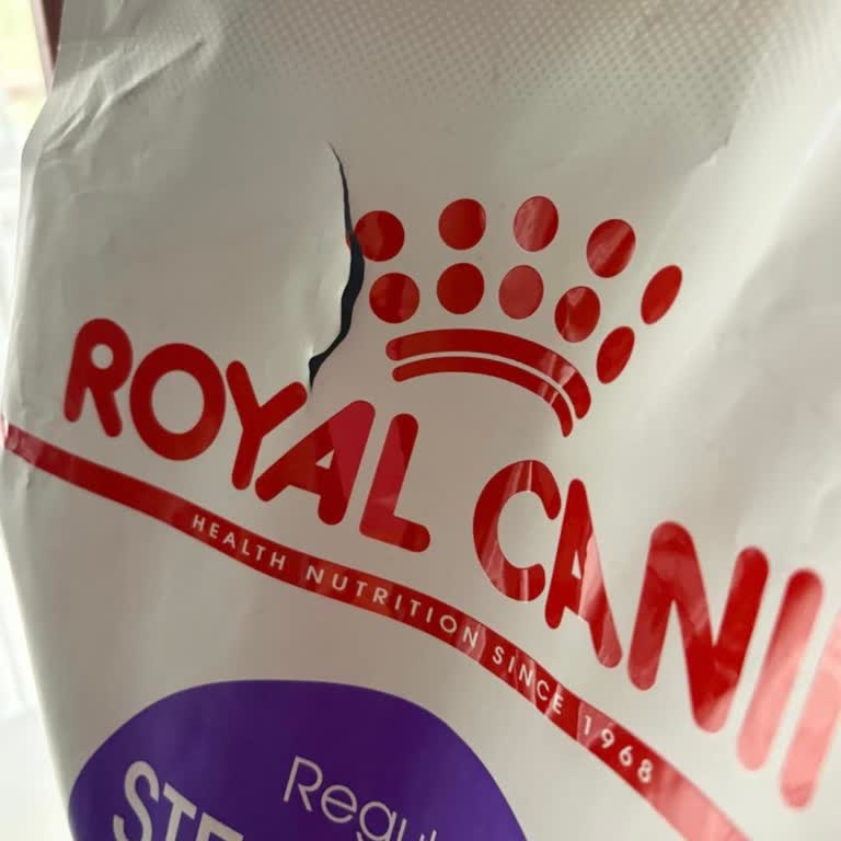 Yırtık Paketli Kedi Maması Ve İade İşlemi Problemi