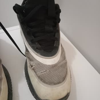 Adidas Ayakkabısının Renk Solması Ve Hızlı Olumsuz Cevabı