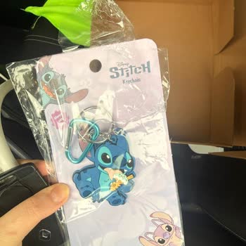 Kargo Paketi Açılmış Ve Poşetler Yırtılmış, Hijyen Ve Güven Endişesi