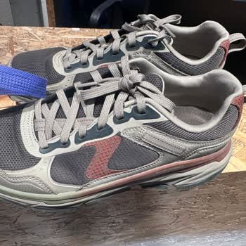 Skechers Ayakkabısında İç Tel Çıkması Ve 20 Günlük İnceleme Süreci Kabul Edilemez
