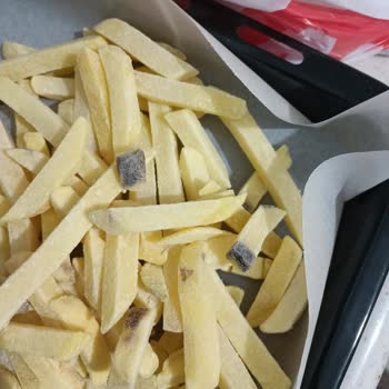 BİM Mutfağım Dondurulmuş Patateslerde Siyahlaşan Ürünler Sağlık Tehlikesi Oluşturuyor