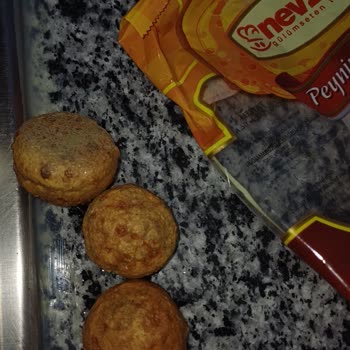 Son Tüketim Tarihi Geçmemiş Peynir Tatlısında Küf Sorunu