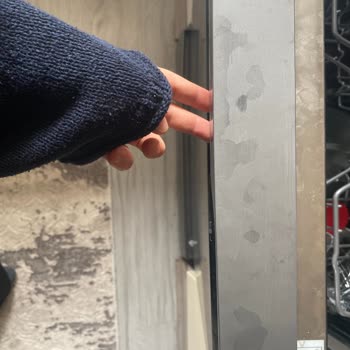 Kapaklarda Dalgalı Lekeler Ve Ücretsiz Değişim Talebi