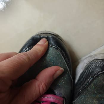 Kısa Sürede Açılan Dikiş Ve Su Geçiren Çocuk Botu İçin İade Talebi