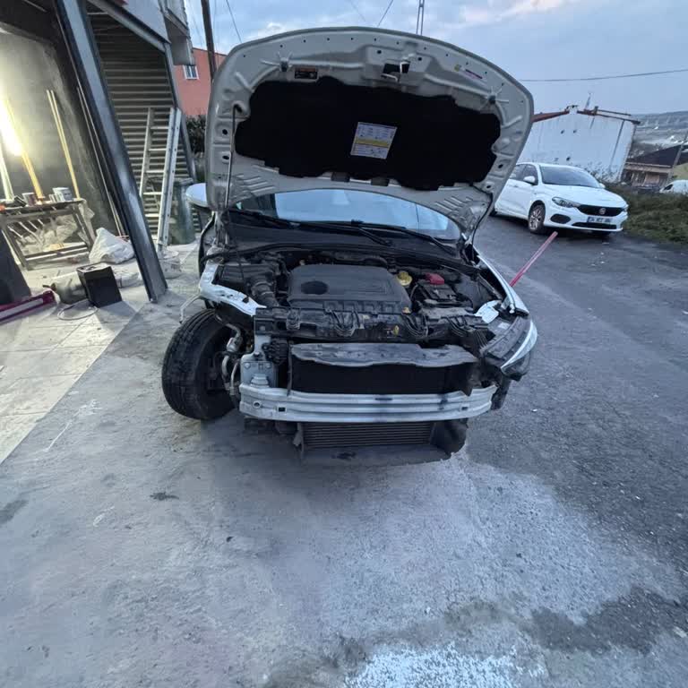 Denge Sigorta Ekspertiz’in İletişimsiz Tutumu Nedeniyle Araçta Bir Aylık Bekleme
