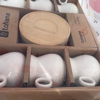 Kırık Fincan Takımı İçin Mağaza Sadece Aynı Ürünle Değişim Teklifi Sunuyor