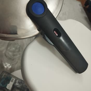 Fissler Vitaquick Kapağı Kırıldı, Yetkili Servis Cevap Vermiyor