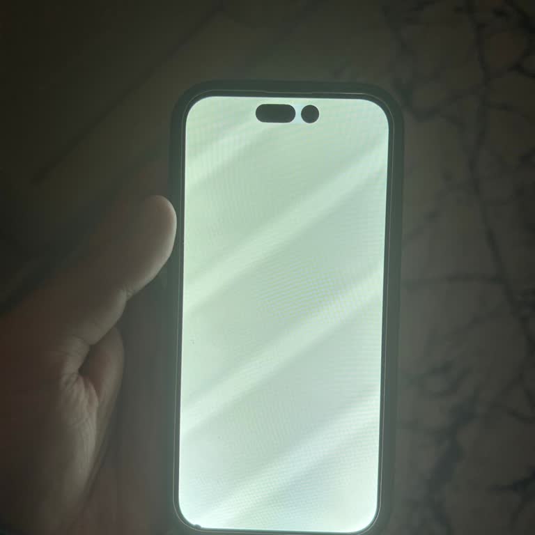 EasyCep’ten Garantili IPhone 14 Pro Ekran Arızası İçin Ücretsiz Onarım Talebi Ve Haksız Ücret İddiası