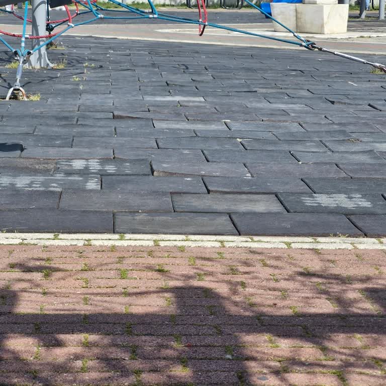 Umut Park Yürüyüş Yolunda Bozuk Zemin Ve Sık Takılma Sorunu: Güvenlik İçin Yeniden Düzenleme Talebi