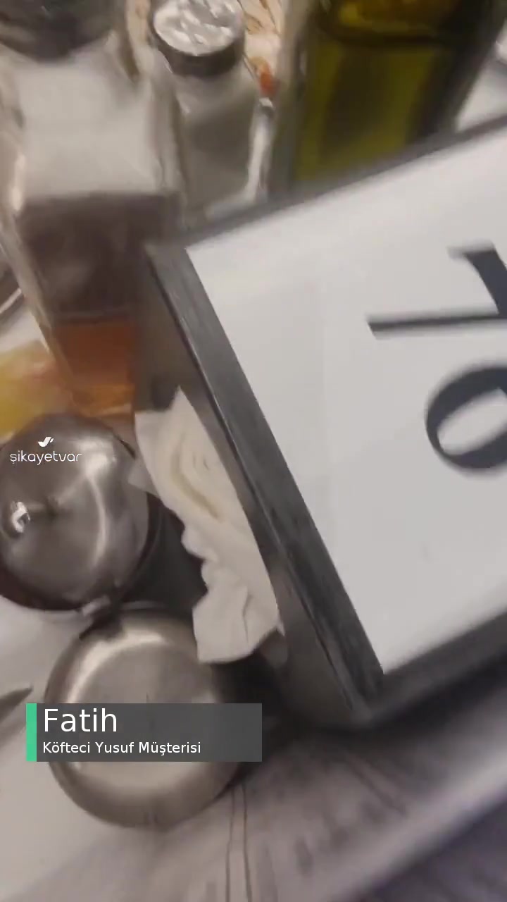 Köfteci Yusuf Hizmette Gecikme, Siparişlerin Gelmemesi 30 Dakika! videonun kapak resmi