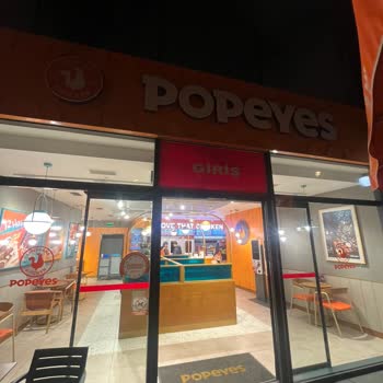 Açık Restoranda Çocuklu Müşteriye Sadece Paket Servisi Ve Kırıcı Üslup