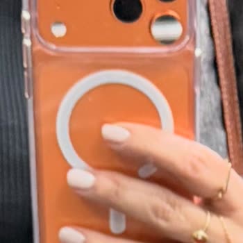 İphone 17 Pro Max'te Renk Değişimi Ve Aşırı Servis Ücretleri