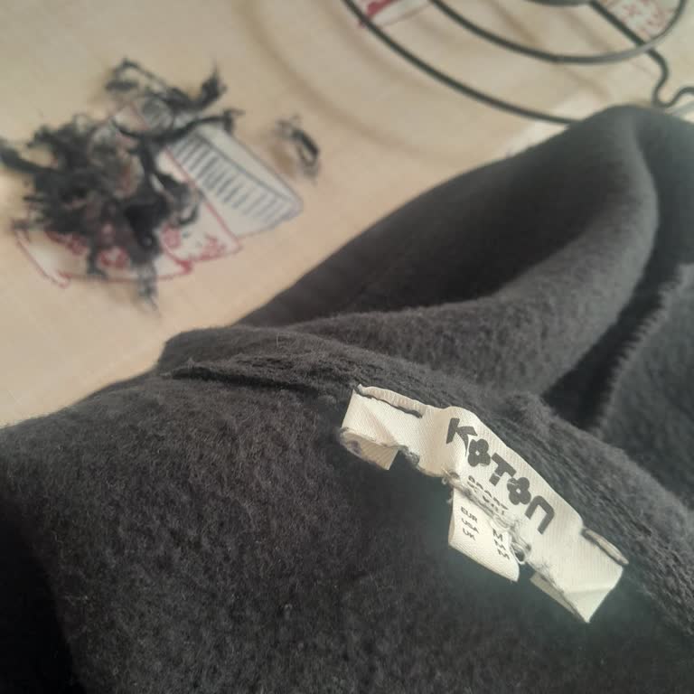 Koton Eşofman Takımında Yoğun Tüylenme Sorunu