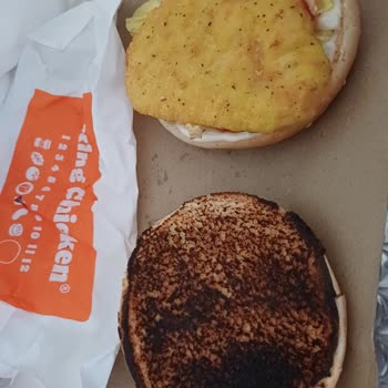 Yanmış Ekmek, Yanlış Malzeme Ve Eksik Ekmek: Burger King Şubesinde Özensiz Servis