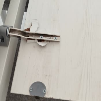 Aksaray Bayisinden Uzun Bekleme Ve Kırık Ürün Sorunu