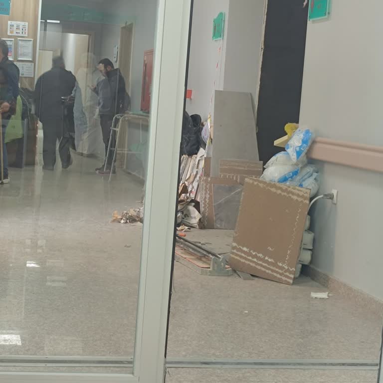 Balıkesir Üniversite Hastanesi Göz İçine İğne Bölümünde Yoğun Toz Riski