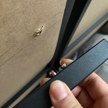 Maddi Ve Manevi Mağduriyet Yaratan Kırılan Yatak Odası Takımı Ve Çözüm Bekleyişi