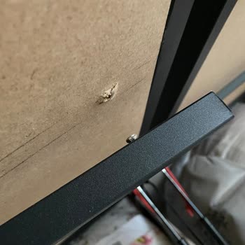 Maddi Ve Manevi Mağduriyet Yaratan Kırılan Yatak Odası Takımı Ve Çözüm Bekleyişi