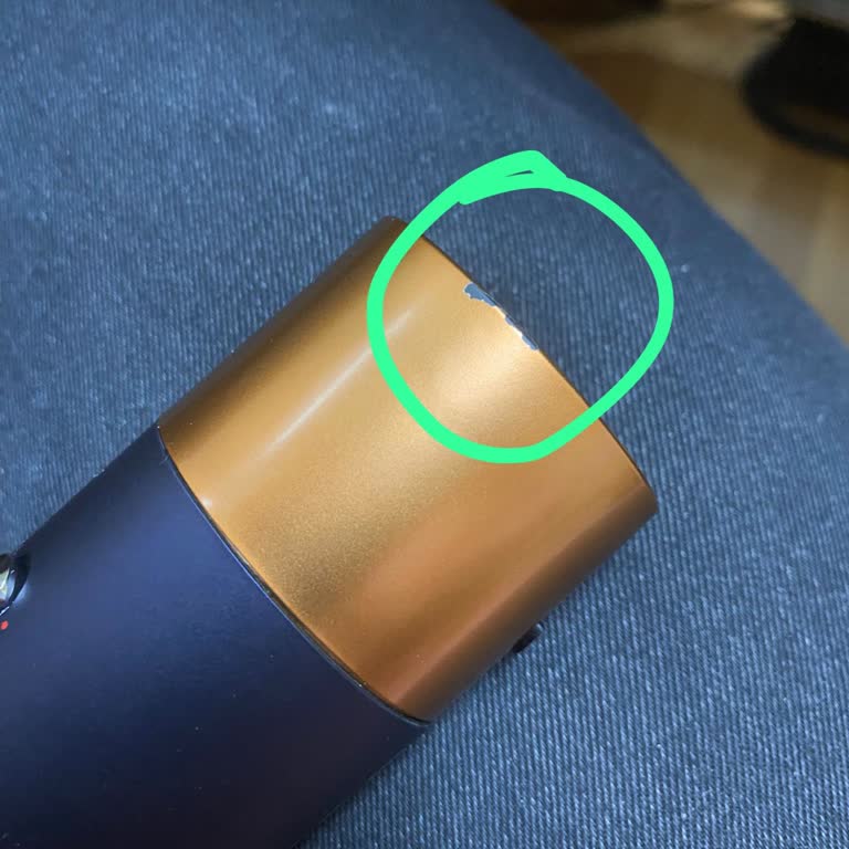 Airwrap Ürünün Boya Atması Nedeniyle Değişim Talebi