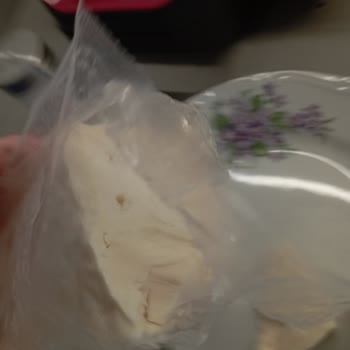 Migros’ta Pembe Peynir: Sağlık Riski Ve İade Talebi