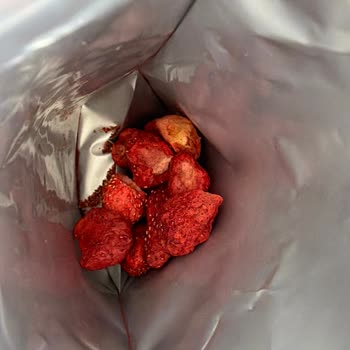 Dondurulmuş Çilek Ürününün Kıtır Kıtır Olmaması Ve Kalitesinin Düşmesi