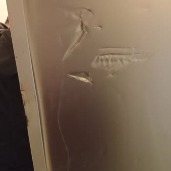 Teslimatta Hasarlı Buzdolabı Ve İlgisiz Servis Yaklaşımı