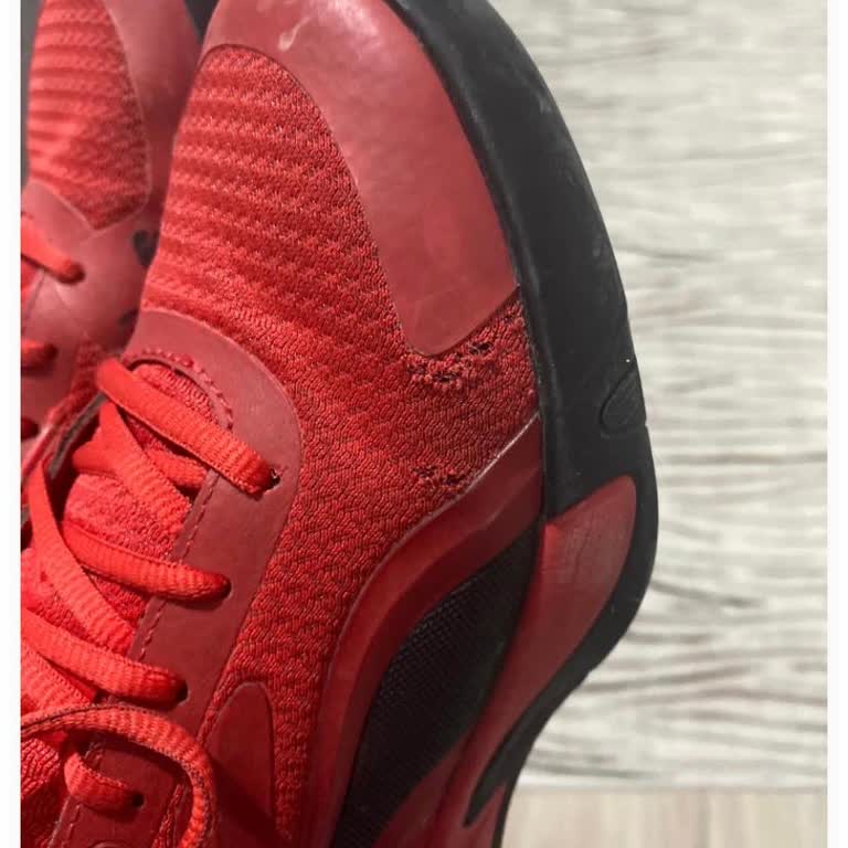 Kısa Sürede Yırtılan Basket Ayakkabısı İçin İade Ve Değişim Talebi