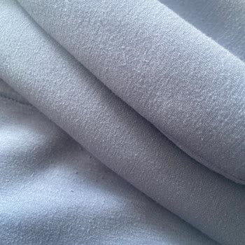 Penti Ürünlerinde Tüylenme Sorunu Ve Mağaza İletişim Eksikliği